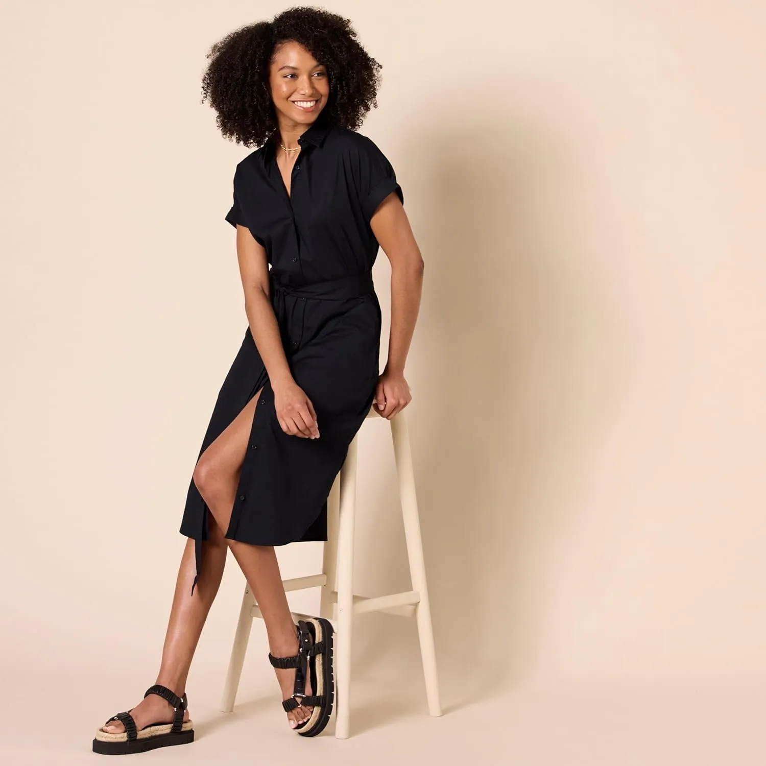 Amazon Essentials Women's Relaxed Fit Short Sleeve Button Front Belted Shirt Dress