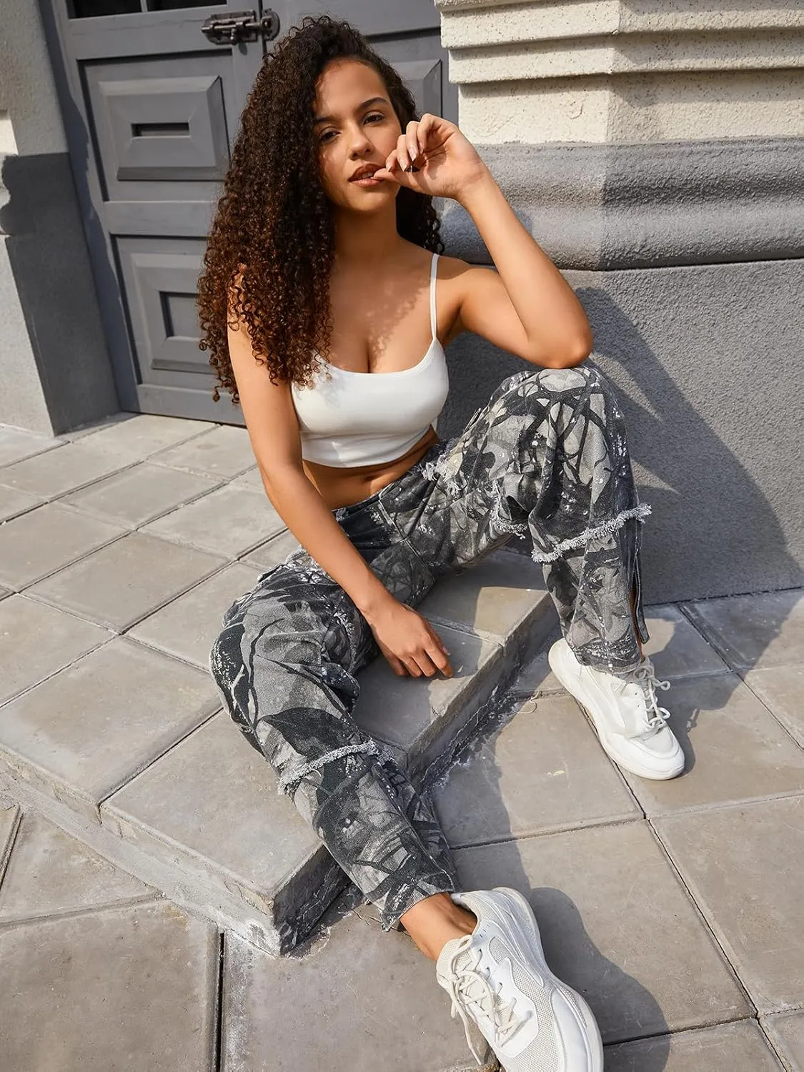 Unisex Camo Cargo Pants, Multi Pockets Raw Edge Oversized Straight Zipper Wide Legs Streetwear for Hip Hop Men Women