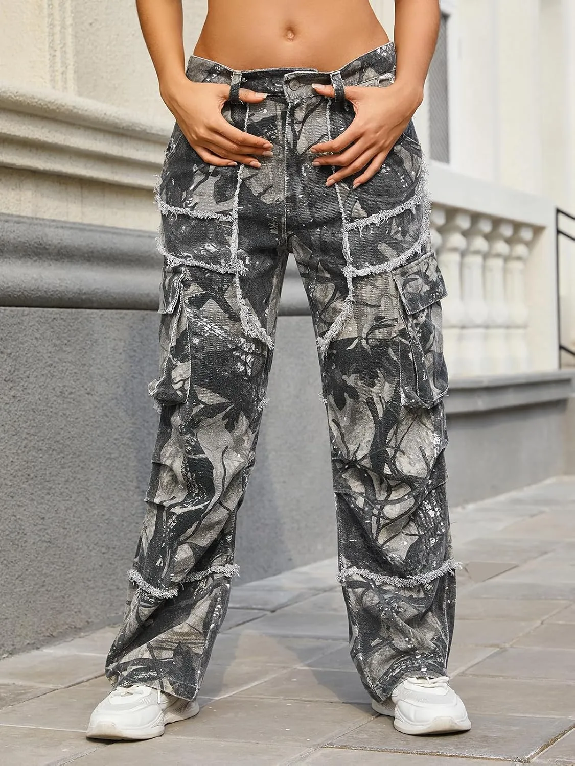 Unisex Camo Cargo Pants, Multi Pockets Raw Edge Oversized Straight Zipper Wide Legs Streetwear for Hip Hop Men Women